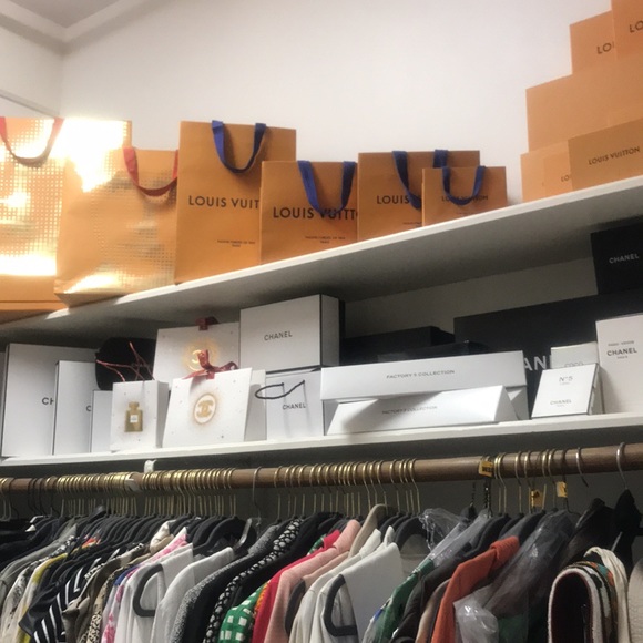 Chanel boxes & empty perfume CC - Picture 6 of 6